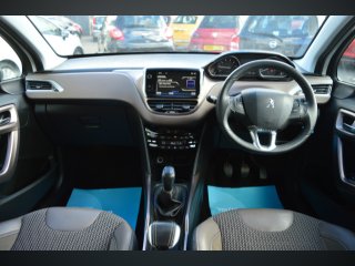 /photos/8556/01e22124-e9be-e34a-7822-e8bc17a93f64_i320x240.jpg