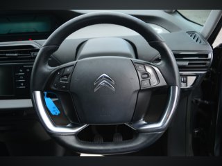 /photos/8556/0f8833fb-93c7-d9fd-c650-b3ac15b5456e_i320x240.jpg