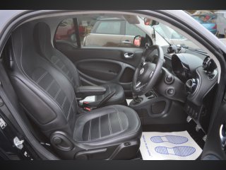 /photos/8556/183e67eb-835c-363d-c858-a6330f04a9e0_i320x240.jpg