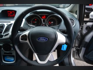/photos/8556/3d096928-55c2-46cb-40f2-1b692352e8c9_i320x240.jpg