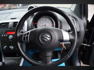 /photos/8556/75f2e23e-b8b0-c35f-21e8-ef9d4a1fdc68_i320x240.jpg