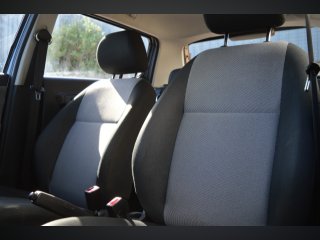 /photos/8556/812bbe61-1a8f-077e-2334-32da1e719b62_i320x240.jpg