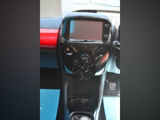 /photos/8556/935362af-73b8-d487-26a7-a6cd46980bbd_i320x240.jpg