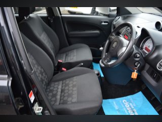 /photos/8556/9472ddf9-e6b9-9147-c37c-b80acd660e7d_i320x240.jpg