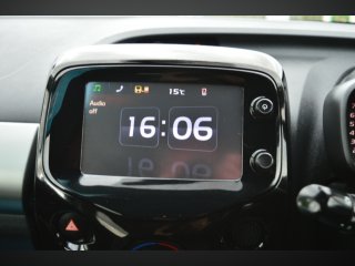 /photos/8556/a48959b7-d192-91f5-136c-78fbf9335ccd_i320x240.jpg