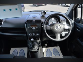 /photos/8556/b91e061a-2b33-fbfb-7e70-10e5d1e5d000_i320x240.jpg