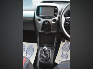 /photos/8556/eee7a64c-2230-9ad0-eca0-4d41f0495c5d_i320x240.jpg